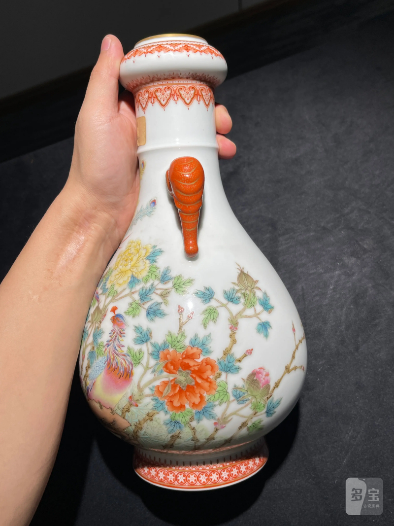 70年代 粉彩凤凰牡丹纹双耳蒜头瓶 - 图5